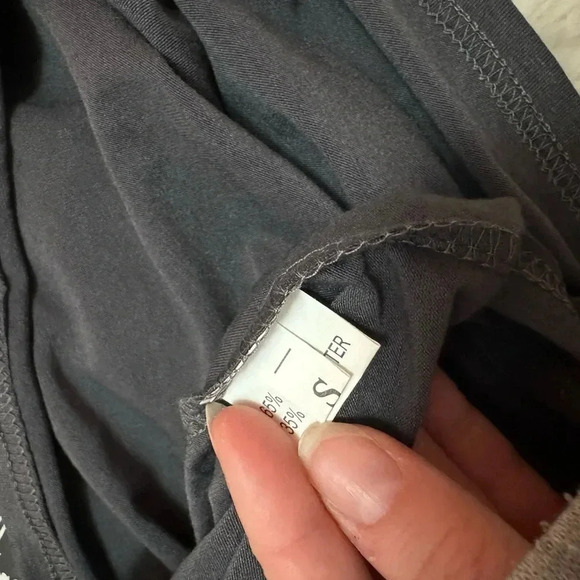 Amazon tiger face graphic tee short sleeve crewneck size small women’s - Picture 11 of 14